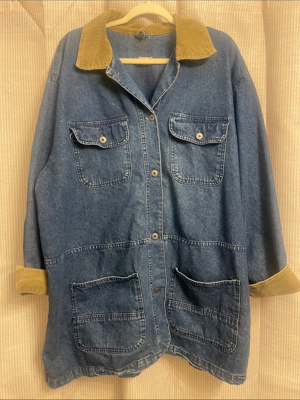 Casual Blue Denim Jacket with Tan Corduroy Collar